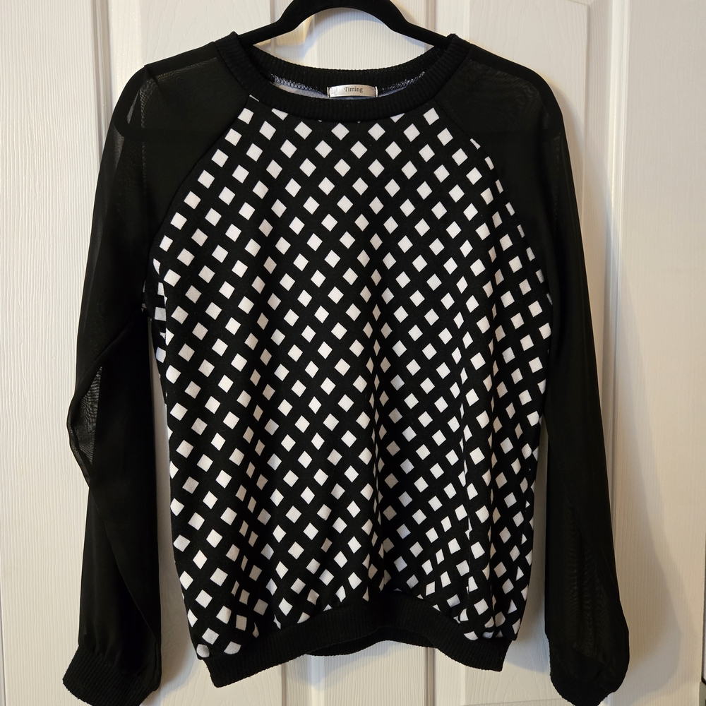 Black and White Checkered Women's Sweater